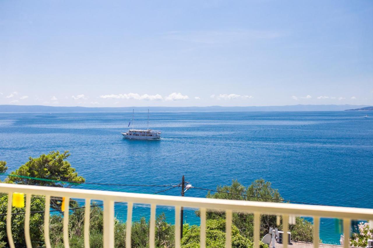 Apartment With Sea View Close To The Beach Promajna Exterior photo